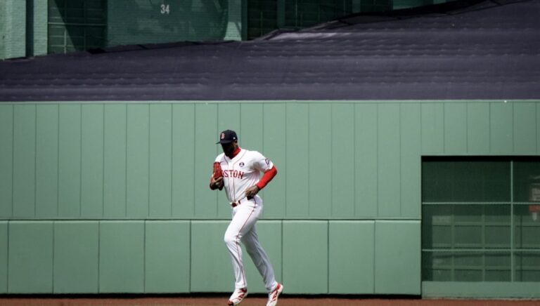 Medias Rojas derrota 8-6 a los Tigres