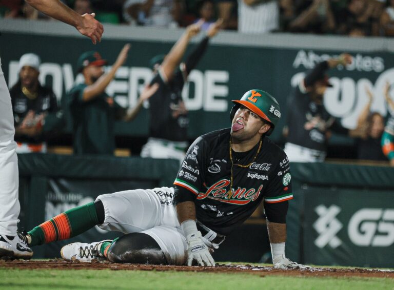 Leones barre a Diablos y firma histórica serie completa en el Kukulcán