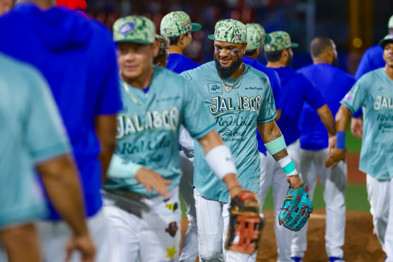 Charros completa la barrida sobre Sultanes con sólido triunfo en Zapopan