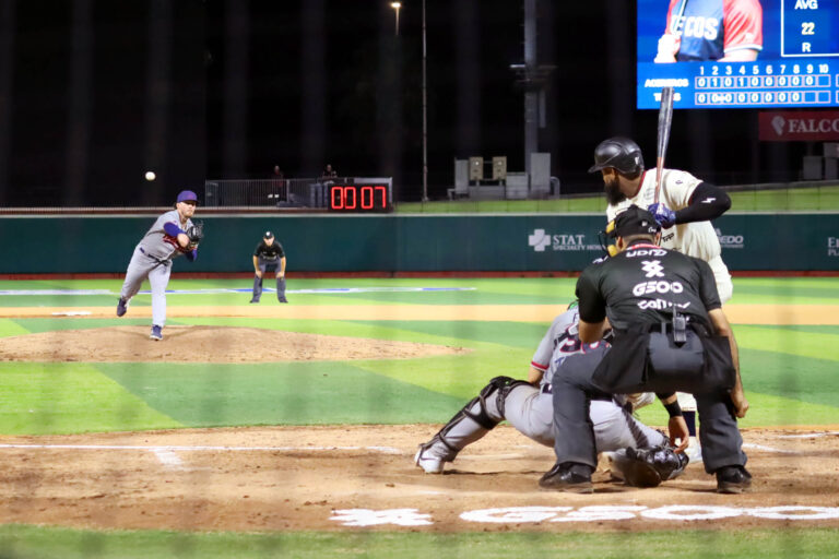 Acereros blanquea a Tecos y asegura su octava serie de la temporada