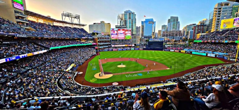 Padres regresan a casa con serie ante Cardinals y homenaje a Mason Miller