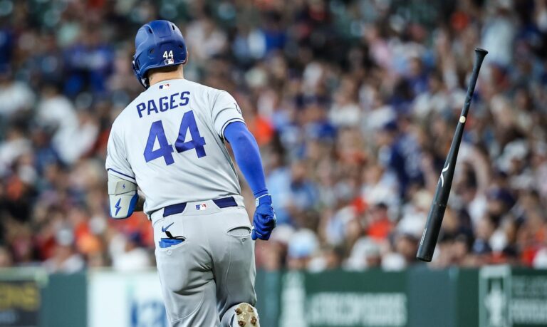 Andy Pagés explota con tres jonrones y Dodgers aplastan a Astros