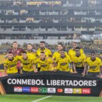 Barcelona sorprende a Boca Juniors y se mete en la pelea en la Libertadores