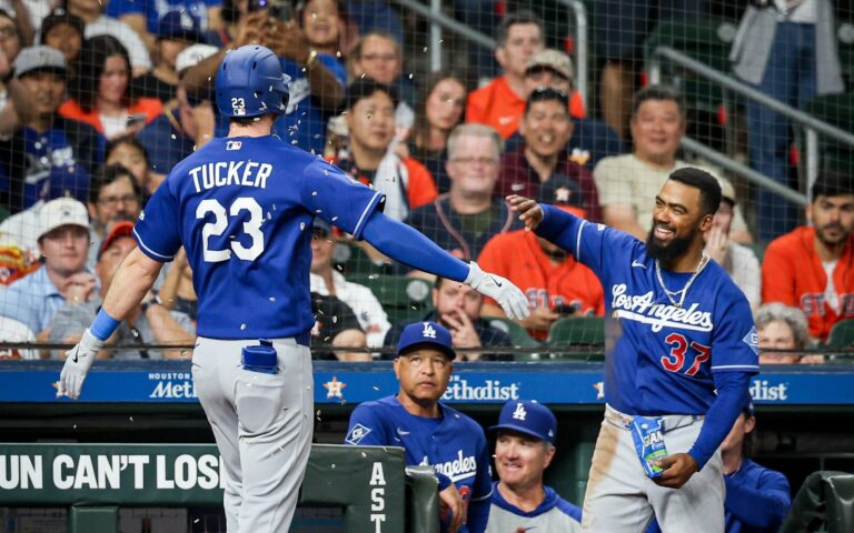 Yamamoto luce en triunfo de Dodgers 8-3 sobre Astros