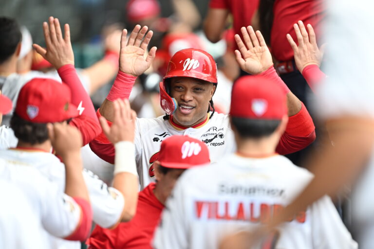 Robinson Canó pega Grand Slam en triunfo de Diablos Rojos