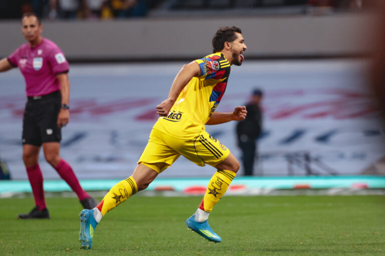 América con gran regreso empata 3-3 ante Pumas
