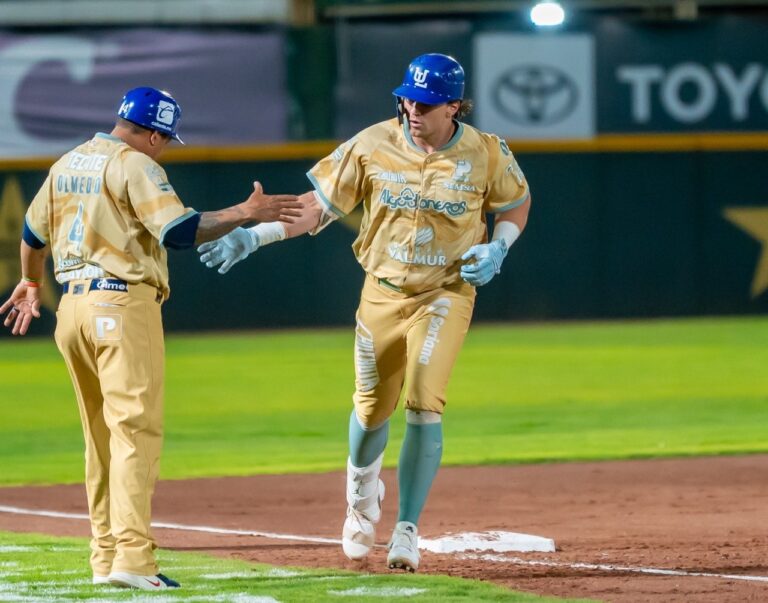 En duelo de ofensivas los Algodoneros derrota 15-10 a Acereros