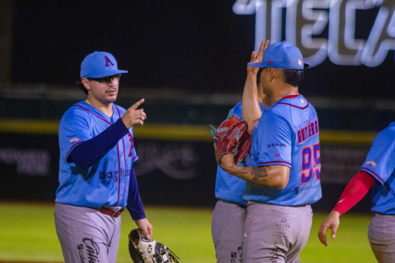 Jake Cave define en extrainnings y El Águila se queda con la serie ante Campeche