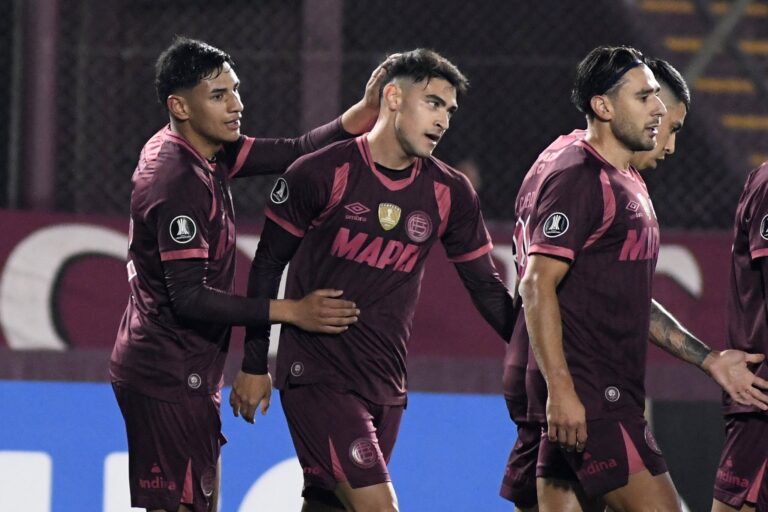 Lanús vence a Mirassol y asegura continuidad internacional en la Sudamericana