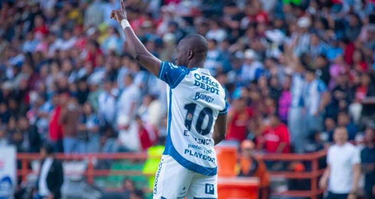 Pachuca a semifinales, derrota 2-0 a Toluca