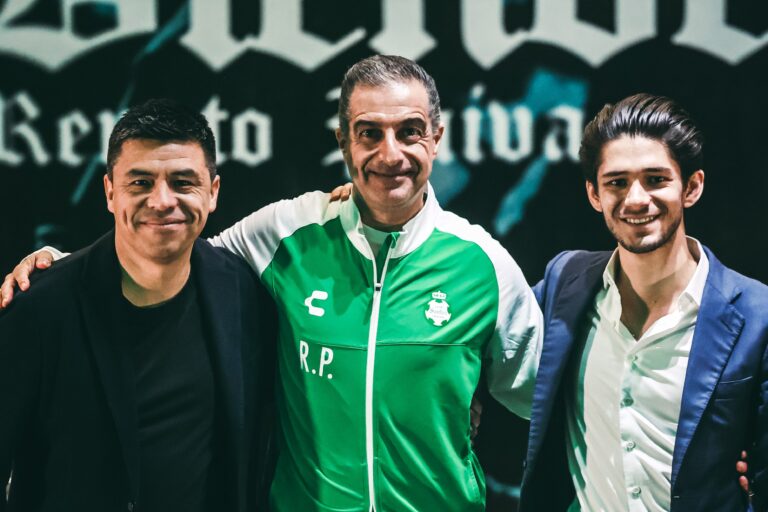 Renato Paiva es presentado como nuevo director técnico de Santos Laguna
