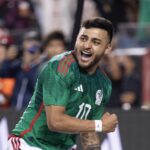Alexis Vega reconoce problemas en la rodilla, pero mantiene intacto su sueño mundialista