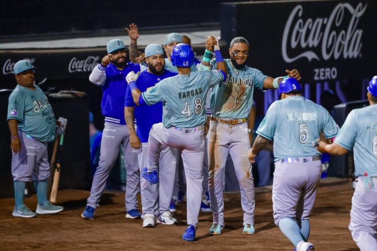 Charros remonta ante Toros e iguala la serie en Tijuana