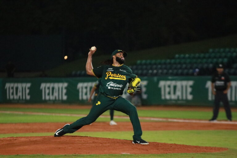 Pericos asegura la serie ante Olmecas pese a división de honores en la doble cartelera