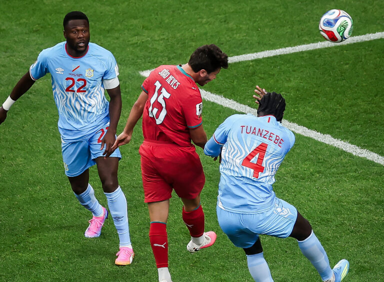 Portugal tropieza ante una histórica RD Congo y deja escapar el triunfo en Houston