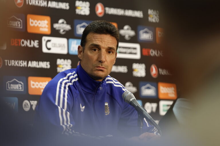 Scaloni lleva tranquilidad sobre Messi rumbo al Mundial 2026