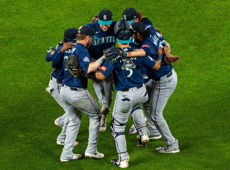 Grand Slam de Josh Naylor impulsa triunfo de Marineros sobre Orioles