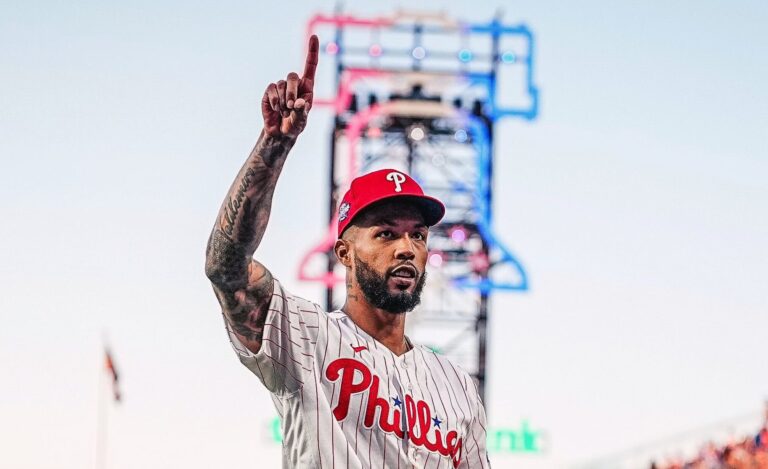 Phillies se apoyan en el poder de Realmuto y Schwarber para vencer a Padres
