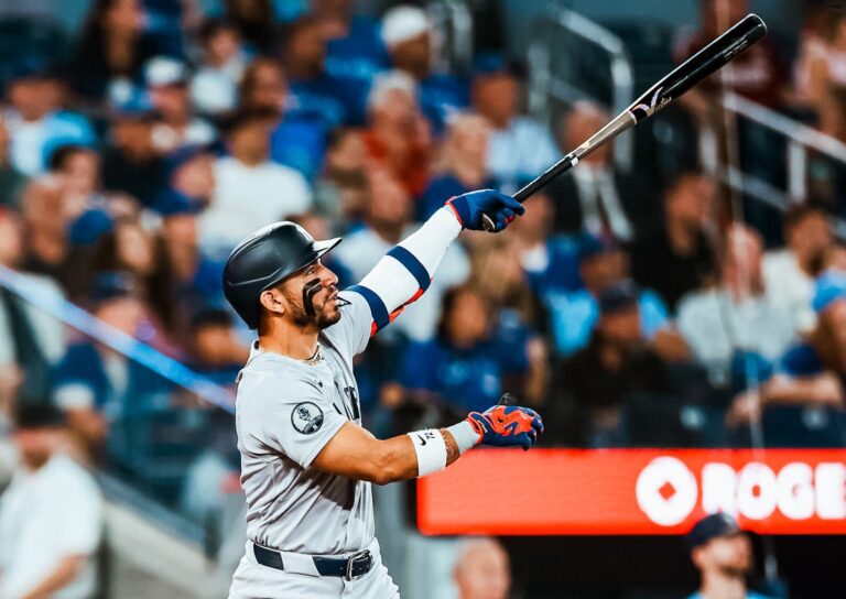 Yankees explotan con cinco carreras en la novena y vencen a los Blue Jays