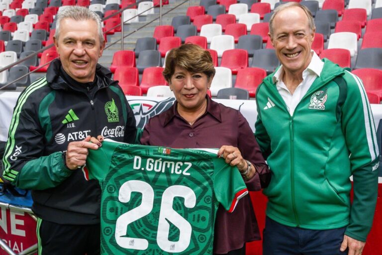 Aguirre minimiza polémica por sus declaraciones y mantiene dudas sobre el once de México para el Mundial