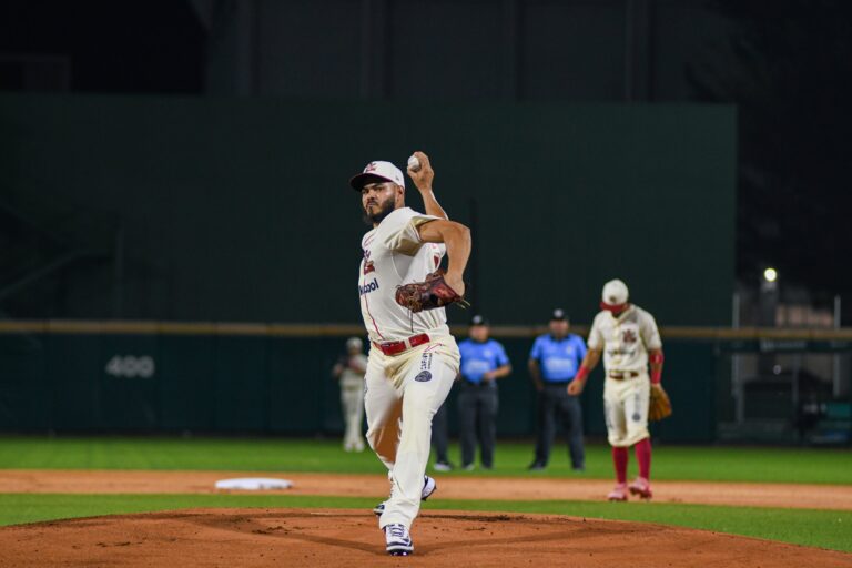 Lamet y Turner reviven su rivalidad de Grandes Ligas en Veracruz
