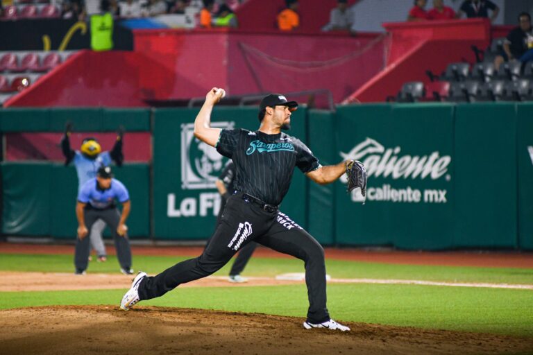 Saraperos asegura la serie ante El Águila en el Beto Ávila