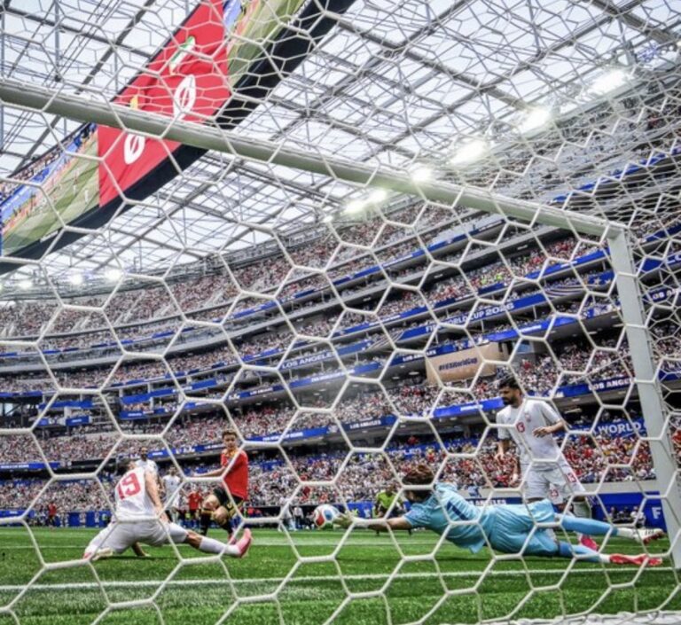 Bélgica se estrella ante el muro iraní y complica su camino tras empatar sin goles