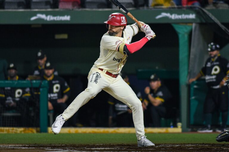 Jake Cave deja El Águila de Veracruz y firma con los Tampa Bay Rays