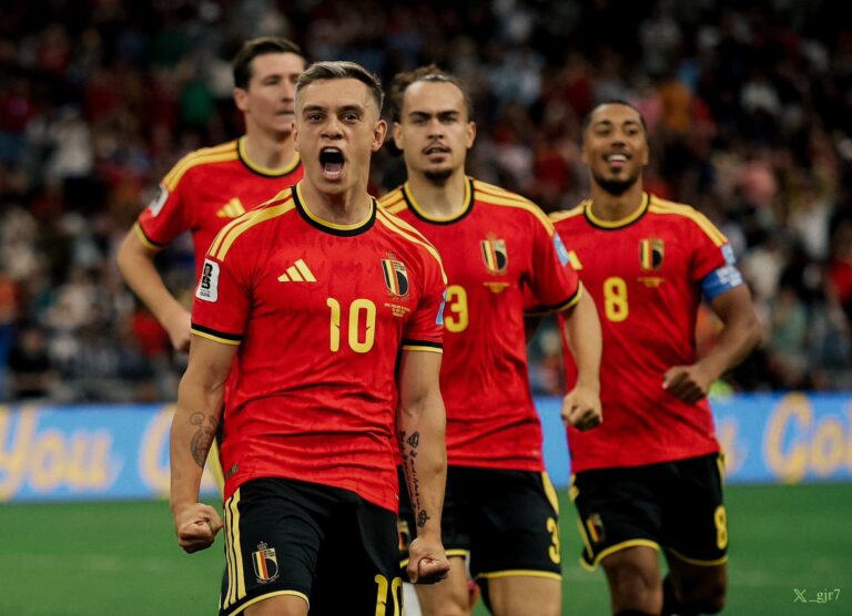 Bélgica golea a Nueva Zelanda y avanza como líder del Grupo G