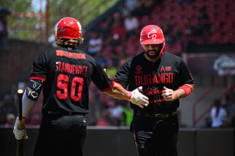 TRIUNFA CALIENTE CON GRAN SALIDA DE SMELTZER Y SE QUEDA CON LA SERIE ANTE TECOS