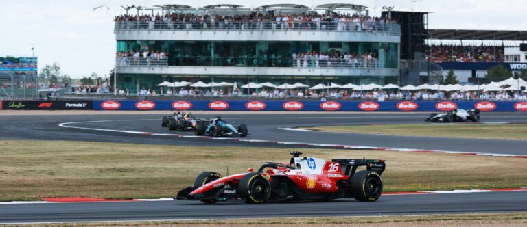 Trinfo de Ferrari; Charles Leclerc conquista Silverstone