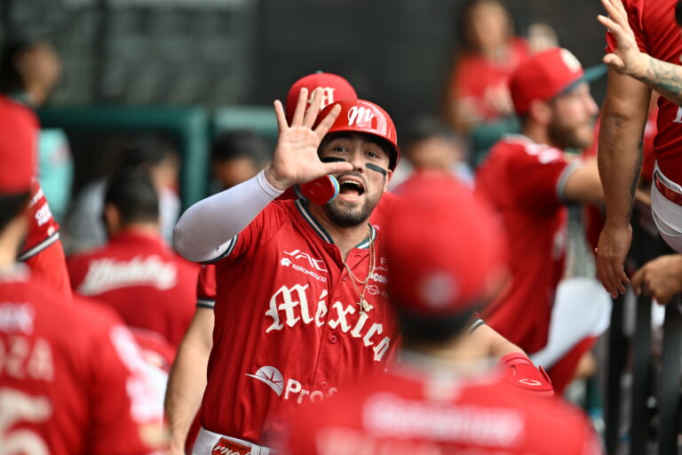 Diablos Rojos completa la barrida sobre Conspiradores y extiende a siete su racha de triunfos