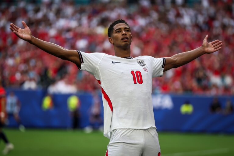 Inglaterra elimina a Noruega con un doblete de Jude Bellingham