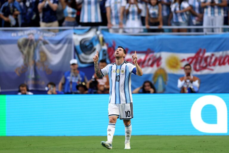 Argentina sobrevive al susto de Cabo Verde y avanza a octavos tras un dramático 3-2 en tiempo extra