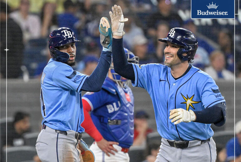 Rays apalean a los Blue Jays con ofensiva de 21 imparables
