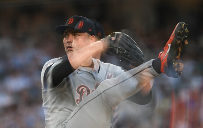 Tigres apalean a los Yankees con festival de cuadrangulares en el Bronx