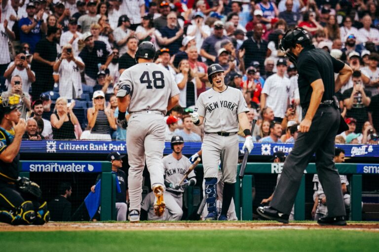 Goldschmidt y Schlittler guían a los Yankees a una cerrada victoria sobre los Phillies