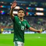 Gilberto Mora entra a la historia de los Mundiales con México