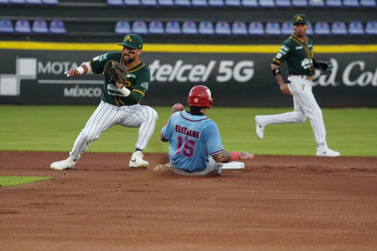 Pericos completa la barrida sobre El Águila en Veracruz