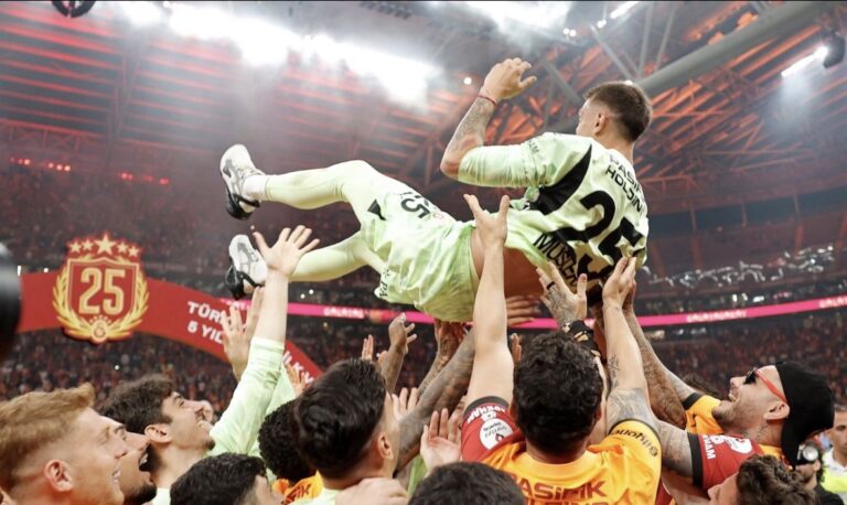 Investigan gol de Fernando Muslera en presunto escándalo de amaño de partidos en Turquía