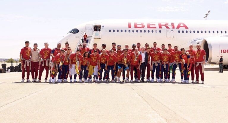 España regresa a casa para celebrar el título del Mundial 2026