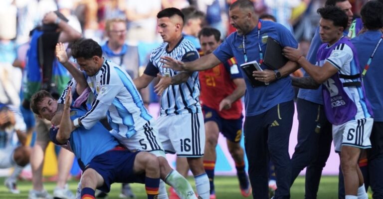 Sergio Ramos condena la agresión de Leandro Paredes tras la final del Mundial