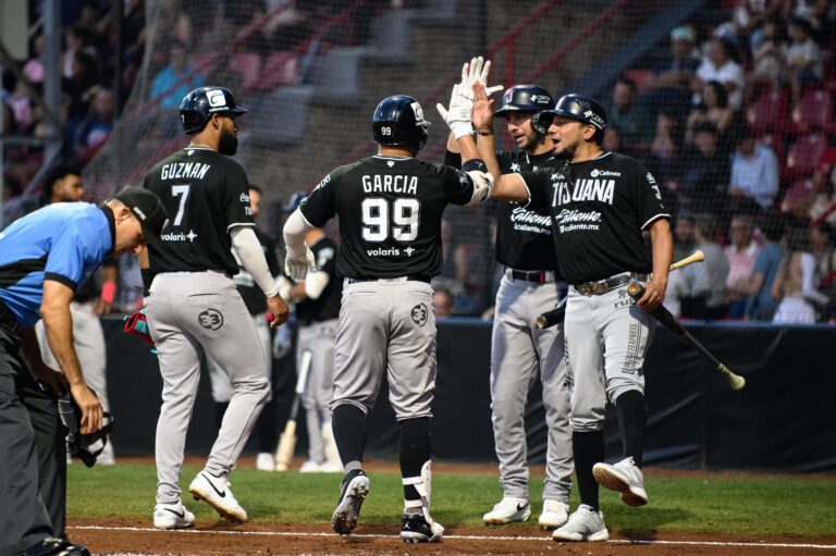 Toros de Tijuana pega primero y vence a Caliente de Durango para mantenerse en la cima del Norte