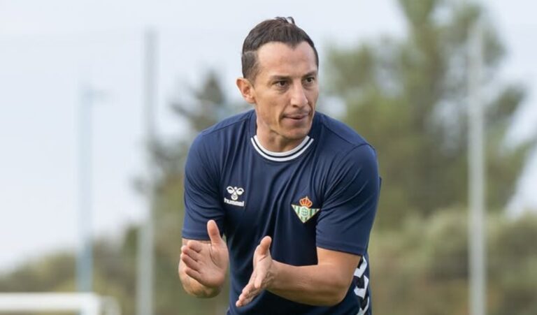 Andrés Guardado, a una firma de integrarse al cuerpo técnico de Rafael Márquez en el Tri