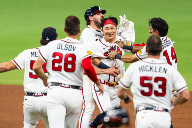 Los Bravos dejan sobre el terreno a los Dodgers