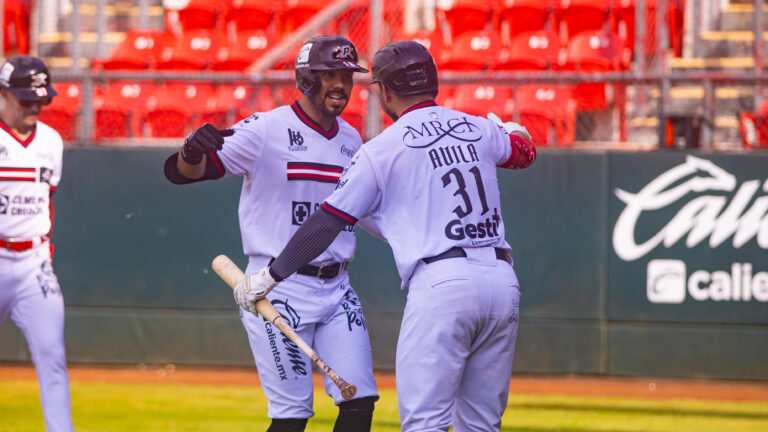 Piratas se queda con la doble cartelera y asegura dos series ante Conspiradores