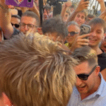 Franco Mastantuono es recibido como una estrella en Florencia; jugará cedido con la Fiorentina