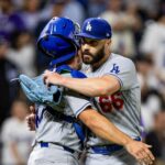 Dodgers sobreviven ante Rockies y se llevan ajustado triunfo de 7-6