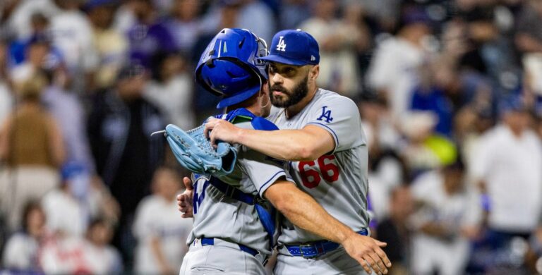 Dodgers sobreviven ante Rockies y se llevan ajustado triunfo de 7-6