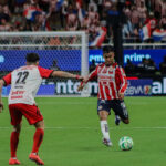 Chivas busca mantener su dominio sobre Xolos en el Estadio Akron